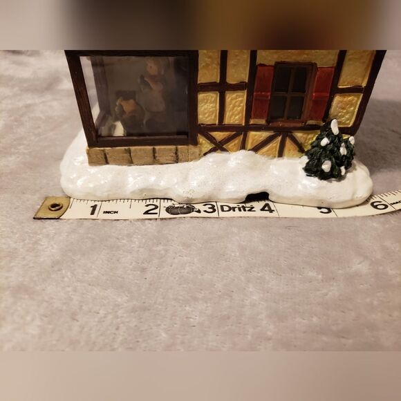 Berta Hummel "Furry Friends Pet Shoppe" 2003 Hawthorne Village - Picture 10 of 12